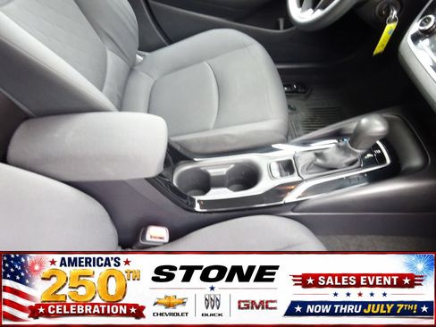 Used 2022 Toyota Corolla LE FWD image 17