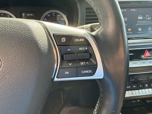 Used 2018 Hyundai Sonata SEL FWD image 11