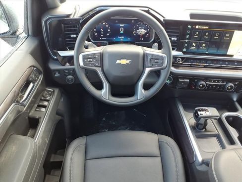 New 2026 Chevrolet Silverado 1500 LTZ w/ Z71 Off-Road Package image 11