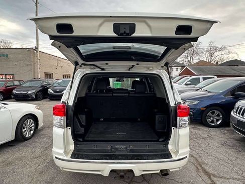 Used 2011 Toyota 4Runner Limited image 23