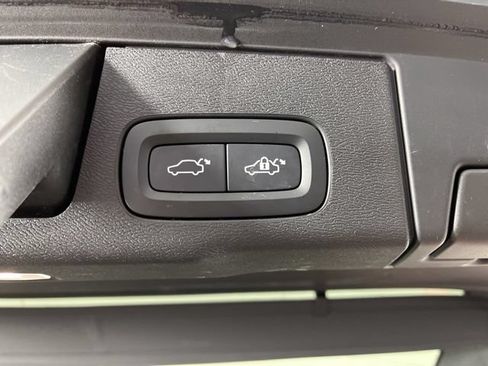 Used 2023 Volvo XC60 B5 Plus w/ Protection Package Premier FWD image 49