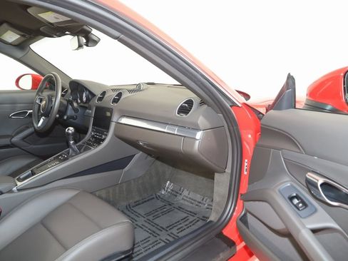 Used 2023 Porsche 718 Cayman S w/ Sport Chrono Package image 78