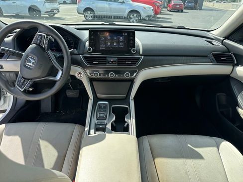 Used 2020 Honda Accord EX image 9