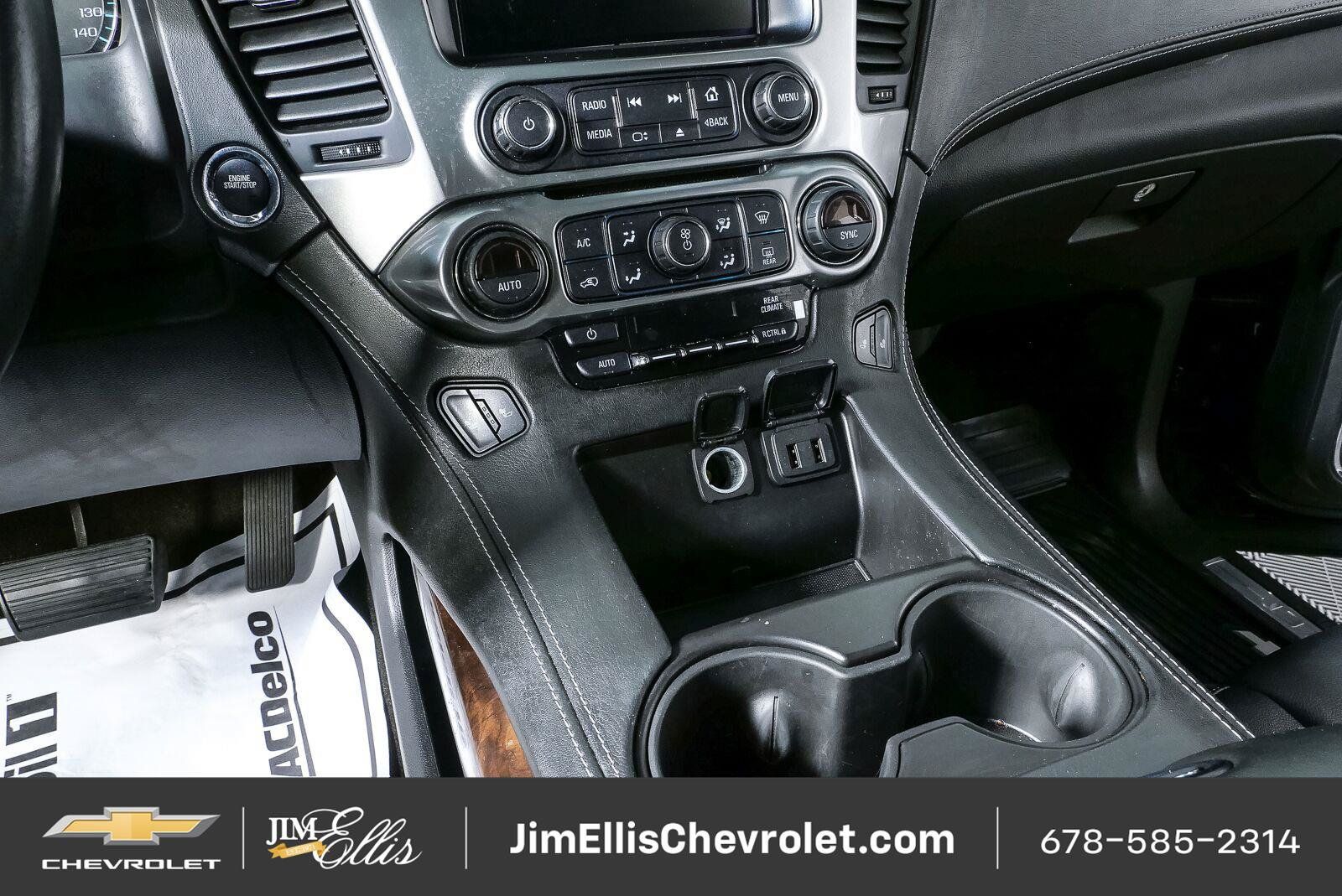 Used 2018 Chevrolet Suburban LT w/ LT Signature Package RWD image 18