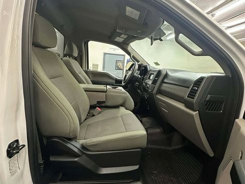 Used 2018 Ford F550 2WD Regular Cab Super Duty w/ Power Equipment Group image 25