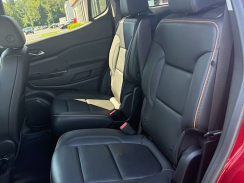 Used 2021 GMC Acadia AT4 w/ Trailering Package AWD/4WD image 18