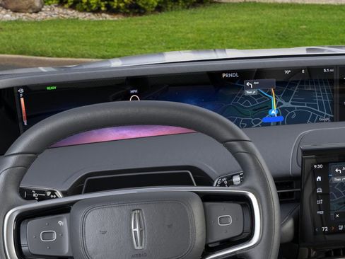 New 2024 Lincoln Nautilus Reserve w/ Jet Appearance Package (87T) image 13