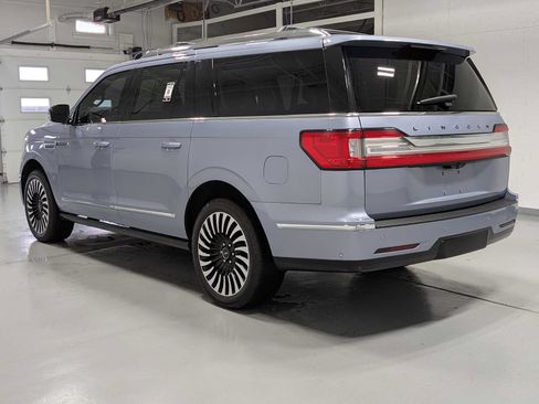 Used 2021 Lincoln Navigator L Black Label w/ Cargo Convenience Package AWD/4WD image 10