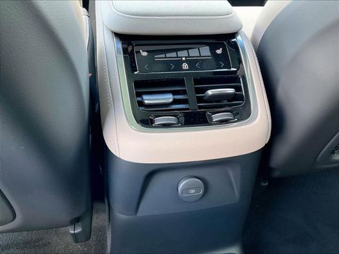 New 2026 Volvo XC90 T8 Plus w/ Protection Package Premier image 16