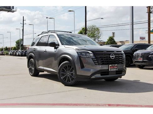 New 2026 Nissan Pathfinder SL w/ SL Premium Package image 1