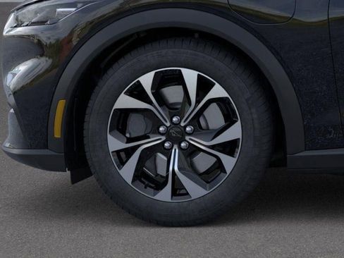 New 2026 Ford Mustang Mach-E Select RWD image 18