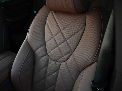 New 2026 BMW X5 xDrive40i w/ Executive Package image 9