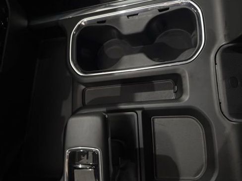 Used 2024 Chevrolet Silverado 1500 RST image 25