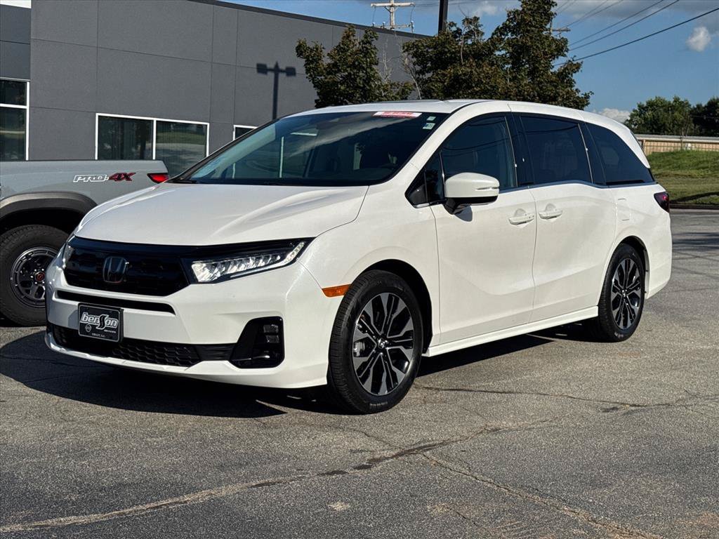Used 2025 Honda Odyssey Elite image 7