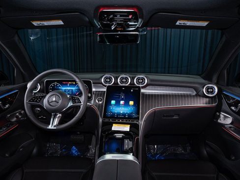 New 2026 Mercedes-Benz GLC 300 4MATIC image 25