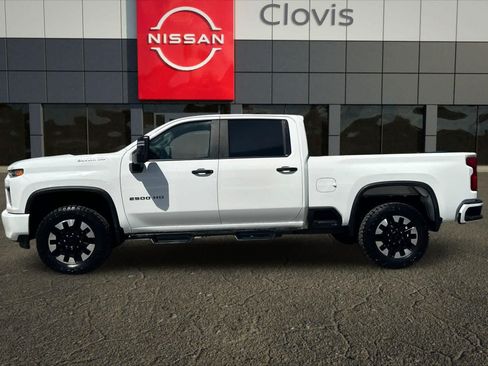 Used 2020 Chevrolet Silverado 2500 Custom w/ Custom Convenience Package RWD image 6