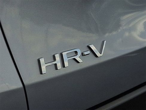 New 2026 Honda HR-V LX image 5