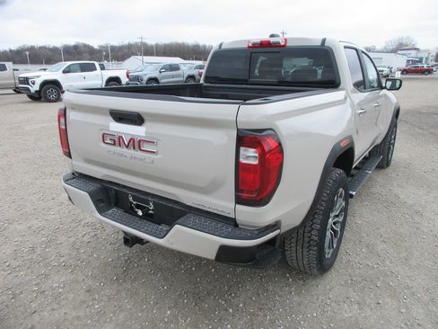 New 2026 GMC Canyon Denali image 5