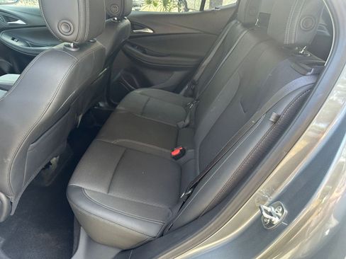 Used 2025 Buick Encore GX Preferred image 31