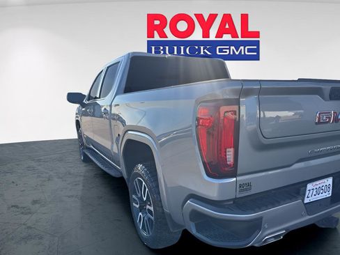 Used 2024 GMC Sierra 1500 AT4 w/ Technology Package image 9