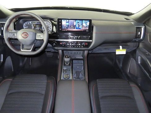 New 2026 Nissan Pathfinder Rock Creek w/ Rock Creek Premium Package AWD/4WD image 15
