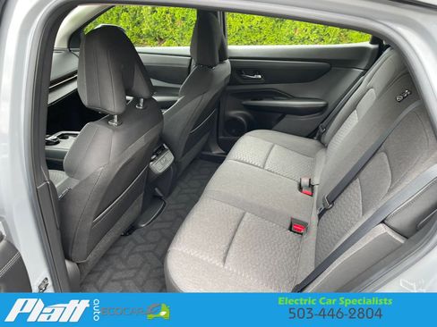 Used 2023 Nissan Ariya FWD image 42