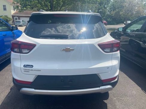 Used 2024 Chevrolet TrailBlazer LT w/ Convenience Package AWD/4WD image 4