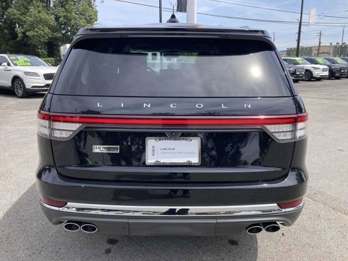 Certified 2025 Lincoln Aviator AWD w/ Equipment Group 101A image 6