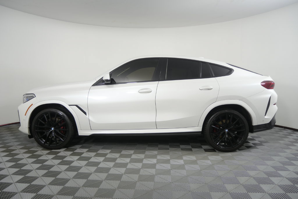 Used 2022 BMW X6 xDrive40i w/ Executive Package AWD/4WD image 8