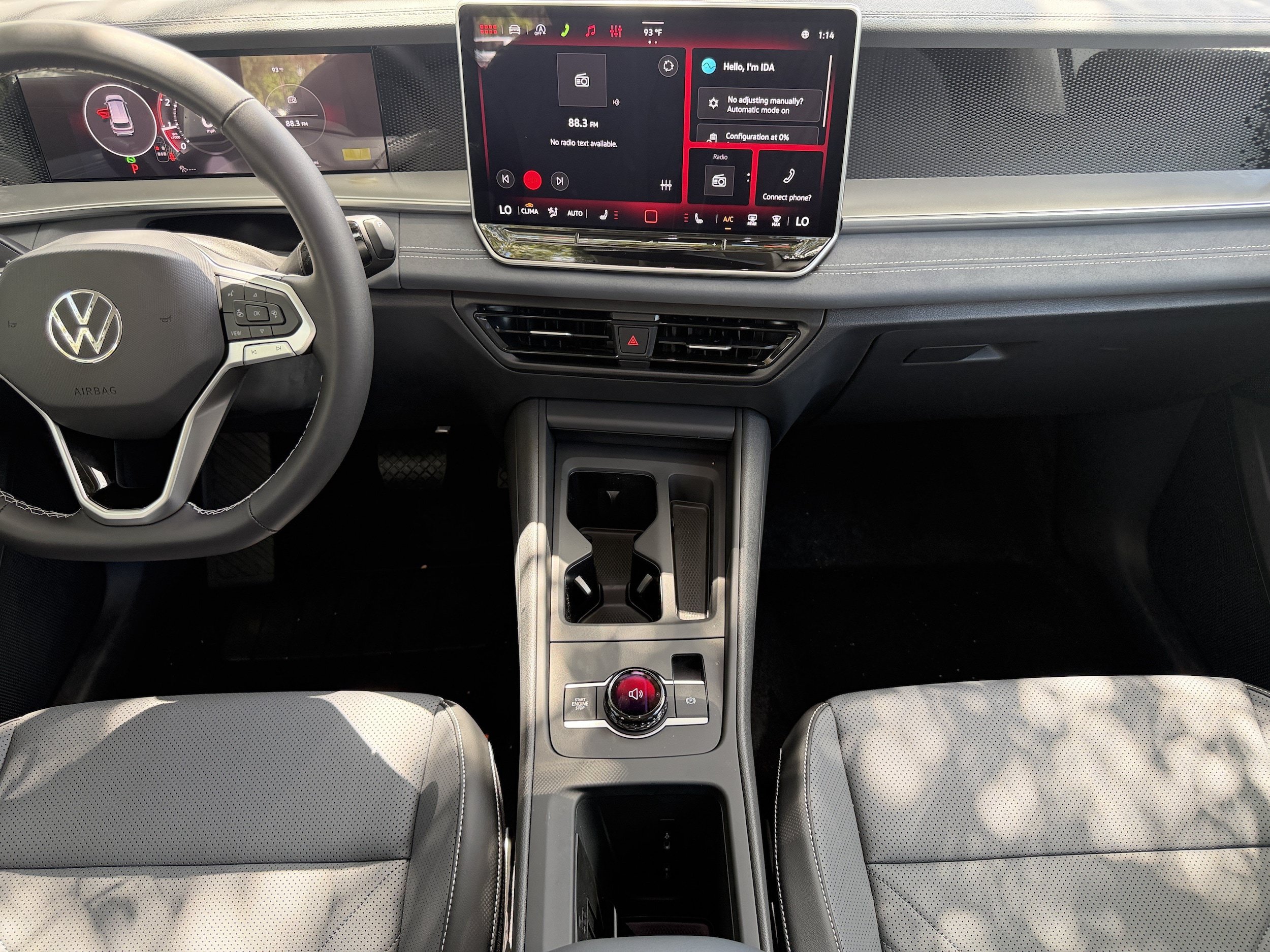 New 2026 Volkswagen Tiguan SE FWD image 16