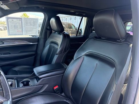 Certified 2024 Jeep Grand Cherokee Limited 4xe AWD/4WD image 18