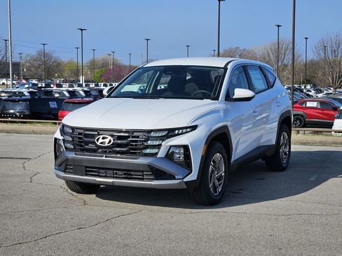 New 2026 Hyundai Tucson Blue SE AWD/4WD image 3