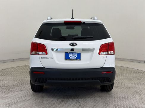 Used 2011 Kia Sorento EX FWD image 10