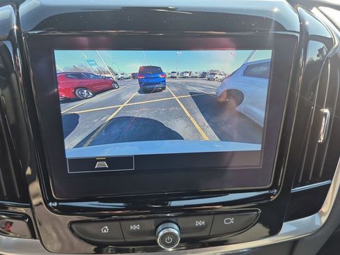 Certified 2023 Chevrolet Traverse LT image 18