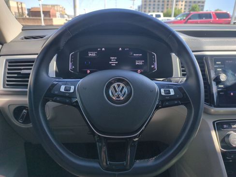 Used 2019 Volkswagen Atlas SEL AWD/4WD image 17