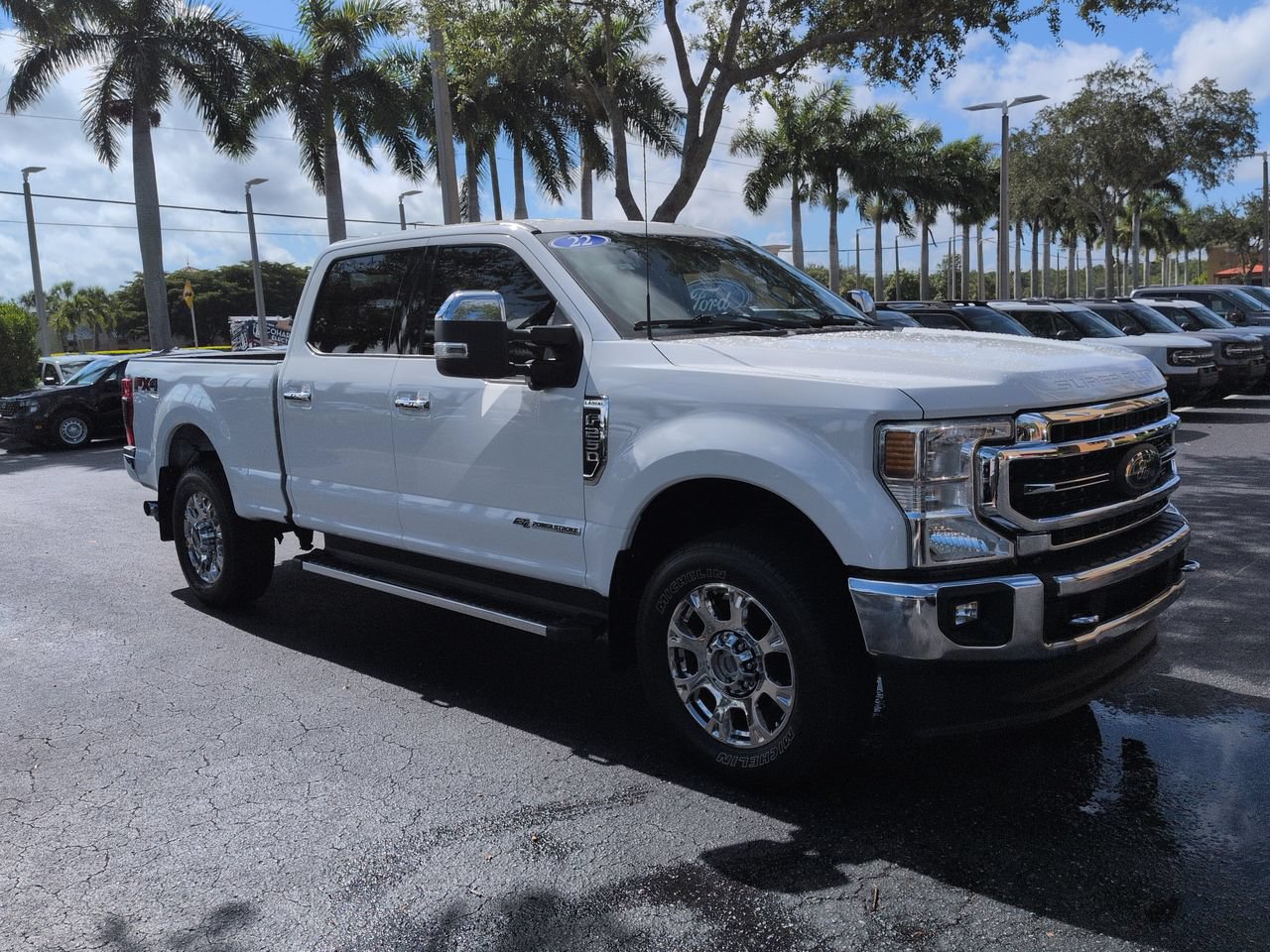 Used 2022 Ford F250 Lariat w/ Lariat Ultimate Package AWD/4WD image 2