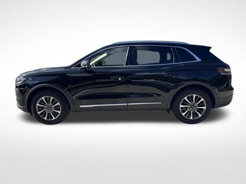 Used 2023 Lincoln Nautilus FWD w/ Premium Package image 8