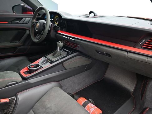 Used 2023 Porsche 911 GT3 image 12