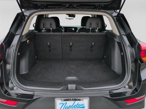Used 2025 Buick Encore GX Preferred FWD image 31