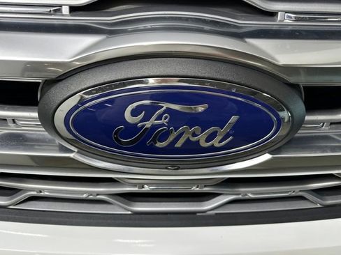 Used 2023 Ford Expedition Platinum image 9