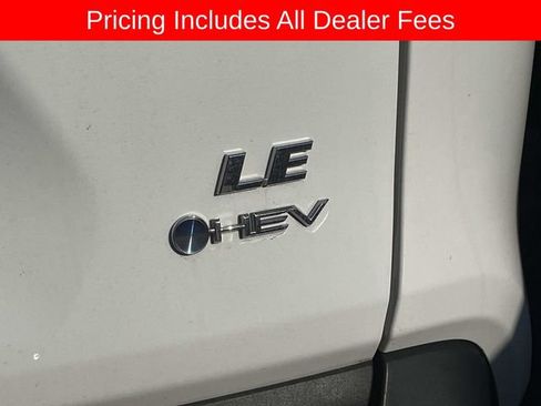 Used 2025 Toyota RAV4 LE AWD/4WD image 9
