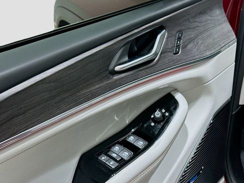 Used 2022 Jeep Grand Cherokee Overland RWD image 18