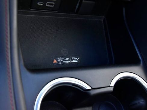 Used 2021 Chevrolet Suburban RST w/ Luxury Package image 30