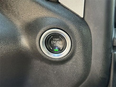 Used 2020 GMC Sierra 1500 SLT w/ SLT Premium Plus Package image 16