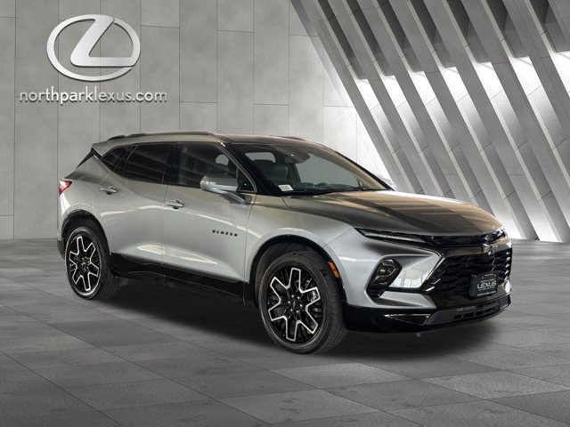 Used 2023 Chevrolet Blazer RS FWD image 5