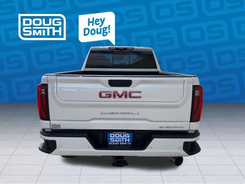 Used 2025 GMC Sierra 3500 Denali w/ Denali Reserve Package AWD/4WD image 5
