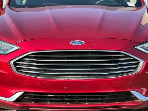 Used 2019 Ford Fusion SEL FWD image 15