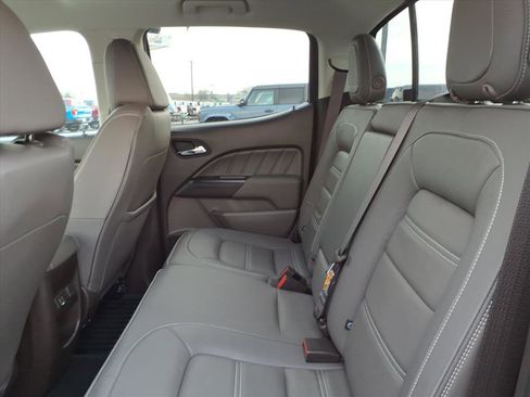 Used 2022 GMC Canyon Denali image 14