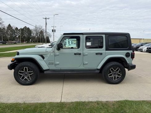 Used 2024 Jeep Wrangler Sahara w/ Safety Group image 4