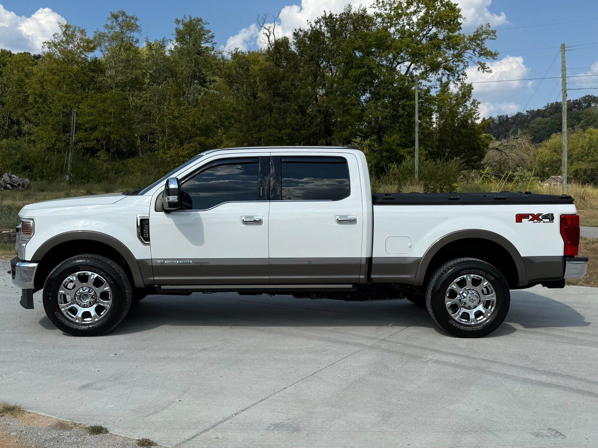 Used 2022 Ford F350 King Ranch w/ King Ranch Ultimate Package AWD/4WD image 8